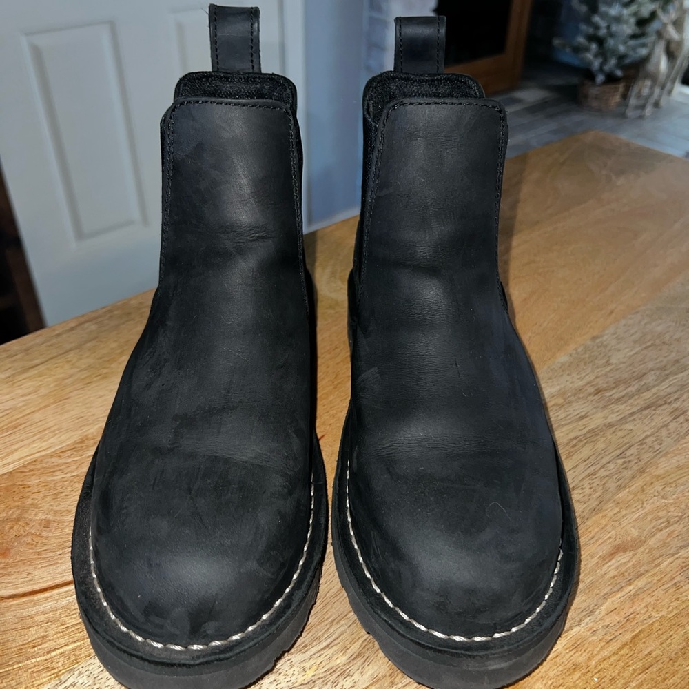 Women’s Danner Bull Run Chelsea size 7